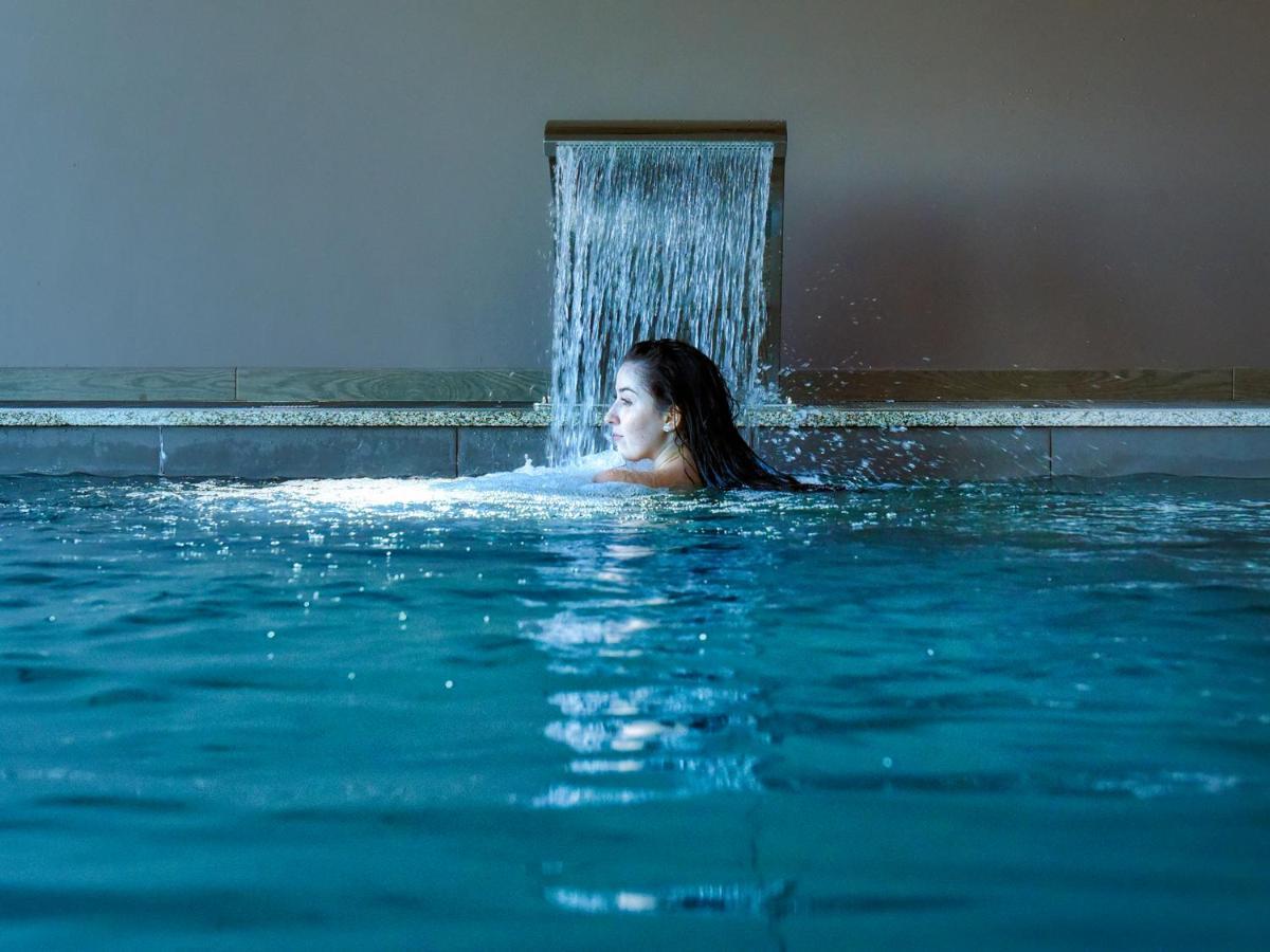 Mw Douro Wine & Spa Са́нта-Ма́рта-де-Пенагіа́н Екстер'єр фото The swimming pool at the hotel