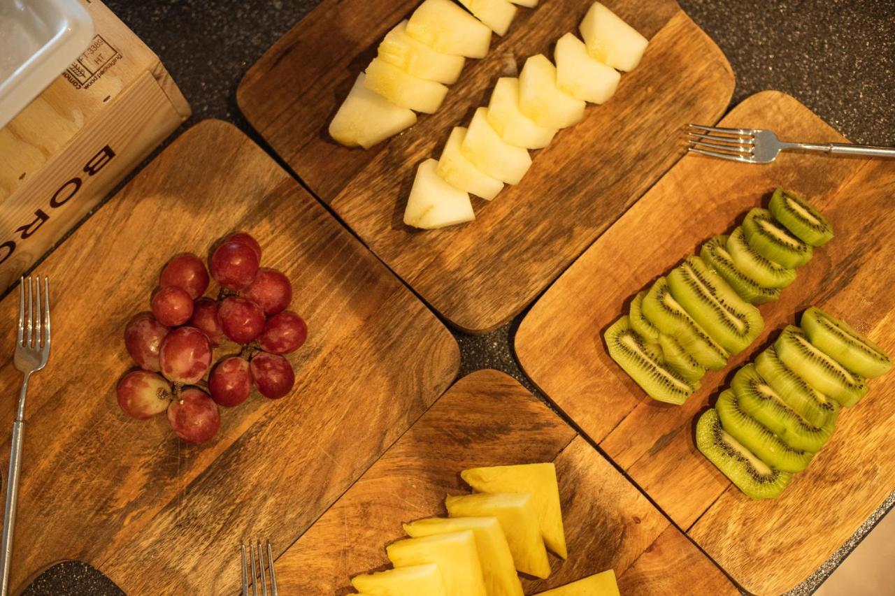 Mw Douro Wine & Spa Са́нта-Ма́рта-де-Пенагіа́н Екстер'єр фото Fruit platters