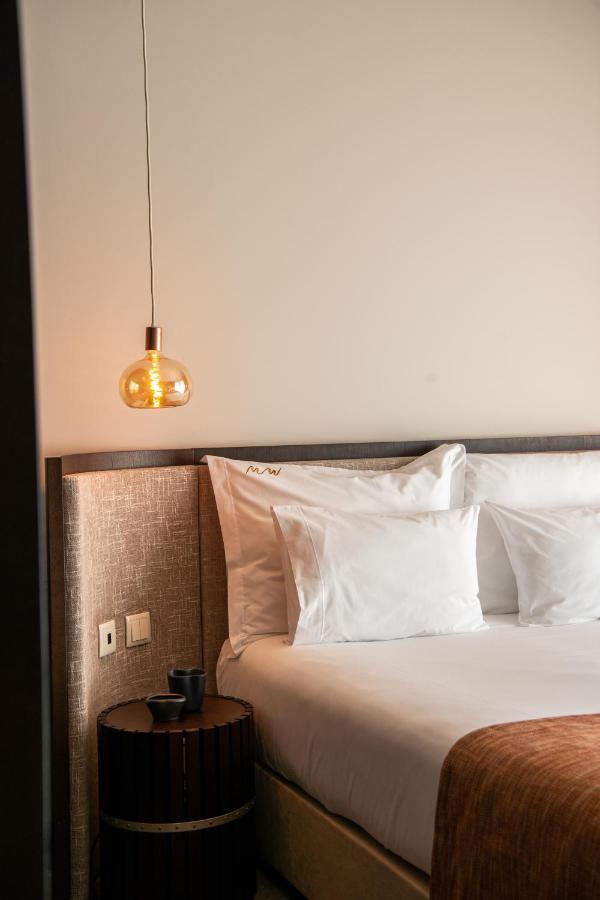 Mw Douro Wine & Spa Са́нта-Ма́рта-де-Пенагіа́н Екстер'єр фото A bed with two pillows